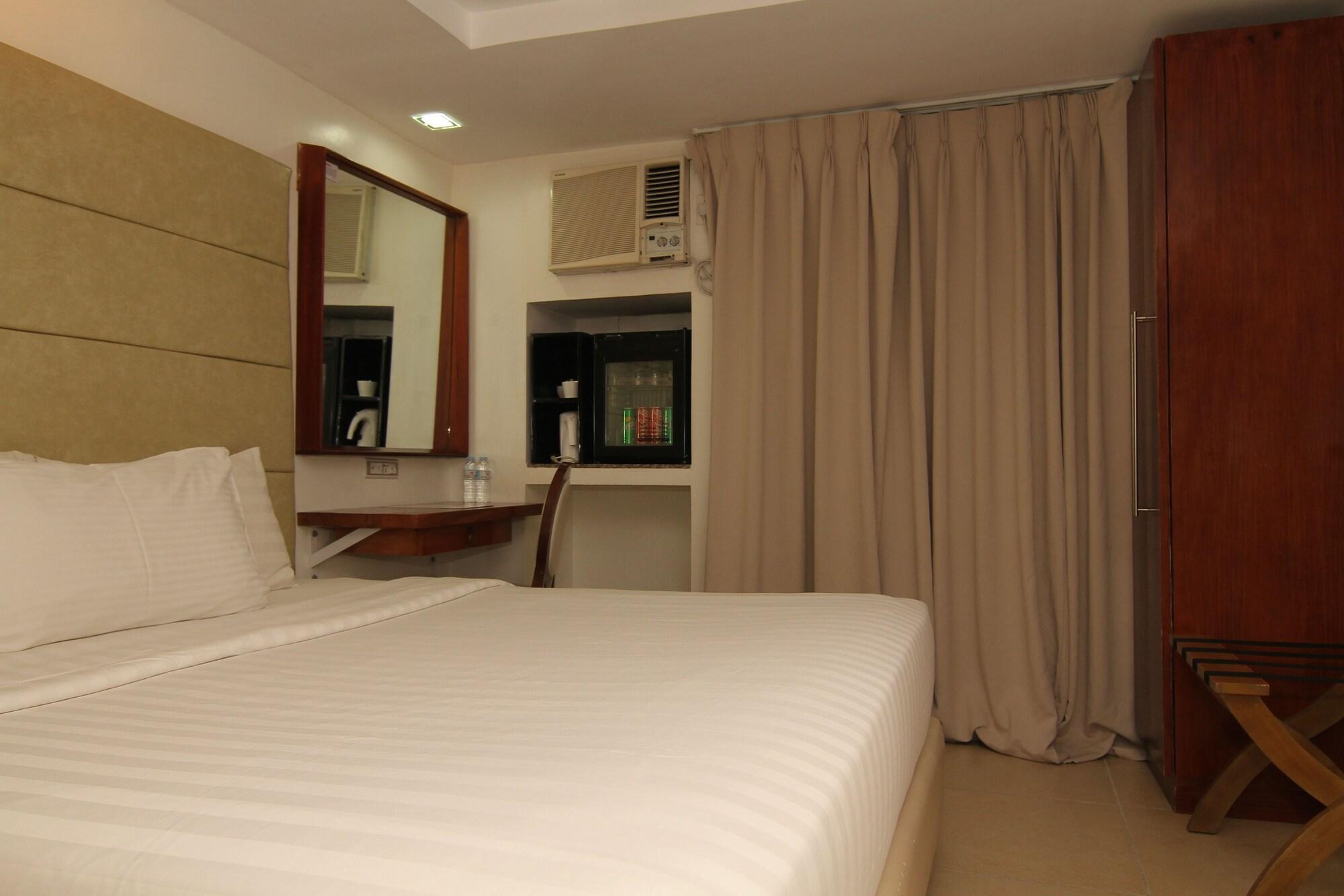 Wellcome Hotel Cebu Exterior photo