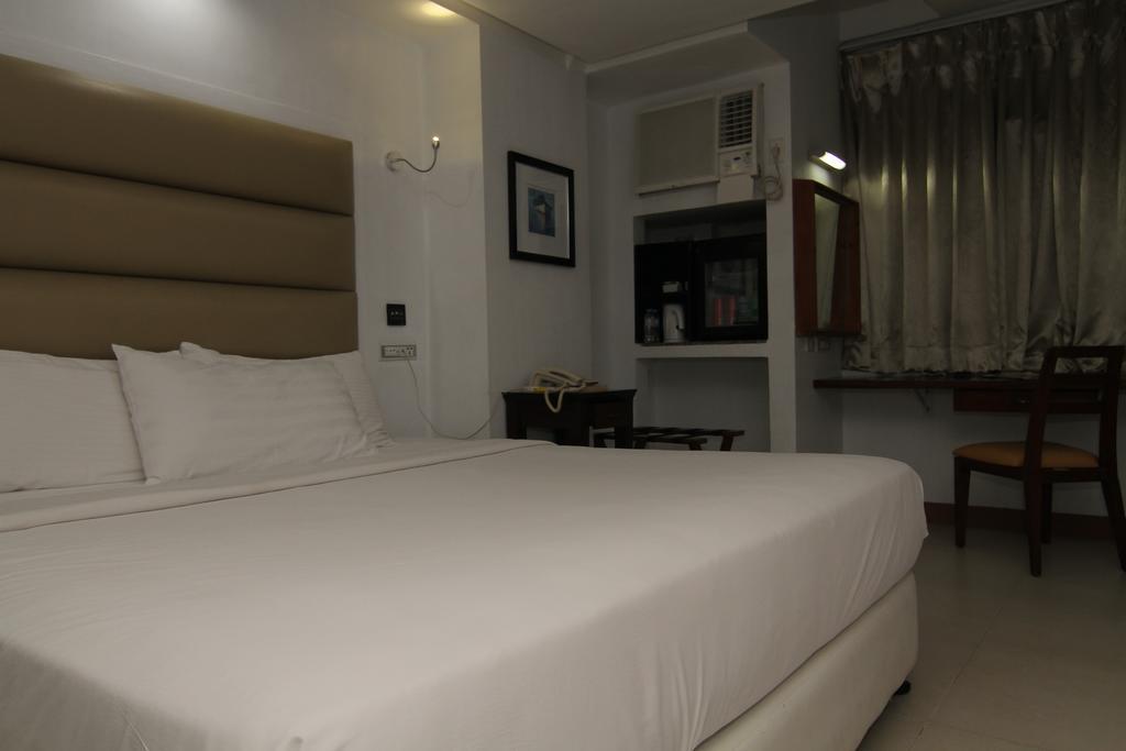 Wellcome Hotel Cebu Exterior photo