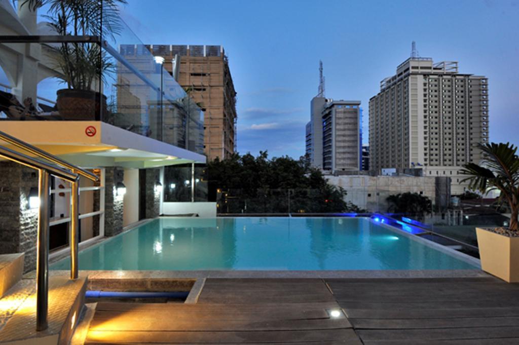 Wellcome Hotel Cebu Exterior photo